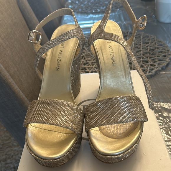 Preowned Stuart weitzman sandals in good condition - Picture 2 of 9